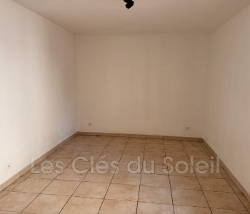 Cliquez pour en savoir plus...